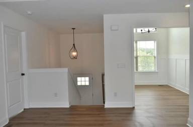 Main picture of 7240 Old Bug Ln