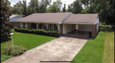 Main picture of 885 S Gate Rd