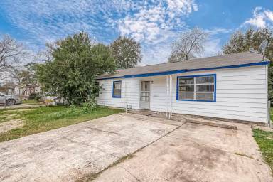 Main picture of 9302 Fairland Dr