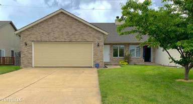 Main picture of 2821 Cronin Dr