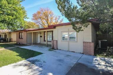 Main picture of 3011 37th St