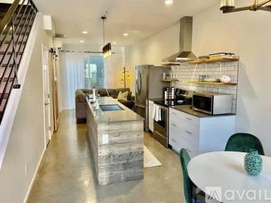 Main picture of 6637 Carleton Ave S