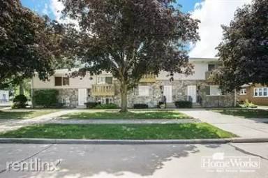 Main picture of 501 W 11th St