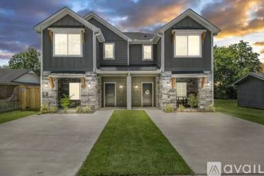 Main picture of 511 W Fort Worth St