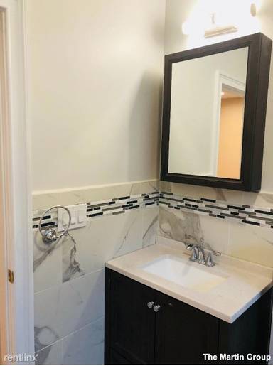 Main picture of 102 Inman St