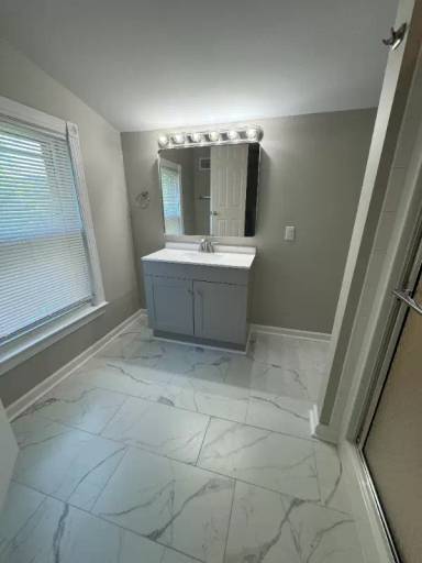 Main picture of 107 Jansen Ave