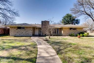 Main picture of 1309 Edgefield Dr