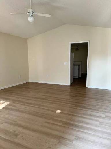 Main picture of 214 Charter Dr