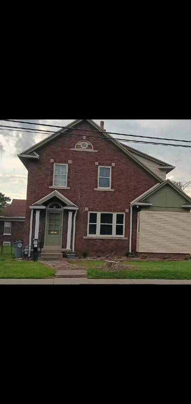 Main picture of 651 S Weinbach Ave