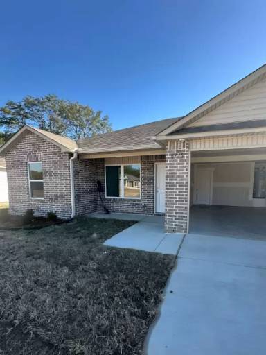 Main picture of 6726 Leatherwood Loop