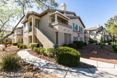 Main picture of Beautiful Second Floor Condo