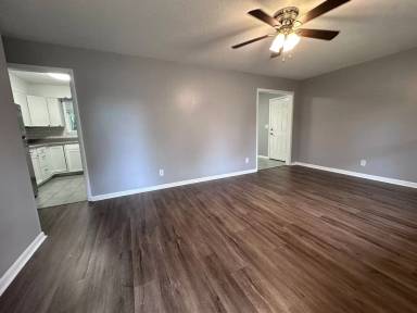Main picture of 3304 Caywood Dr NW