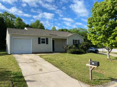 Main picture of 111 White Willow Ct