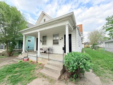 Main picture of 815 Jefferson Ave