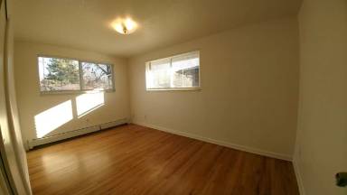 Main picture of 1643 Kimbark St