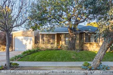 Main picture of 4040 Tivoli Ave