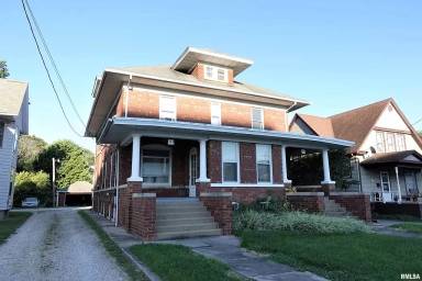 Main picture of 797-799 N Seminary St