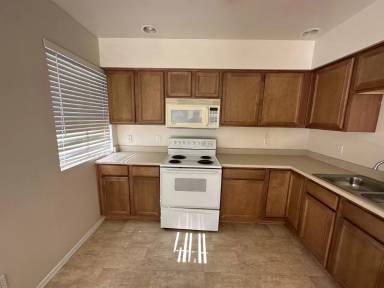 Main picture of 1224 East Dunlap Avenue - 7
