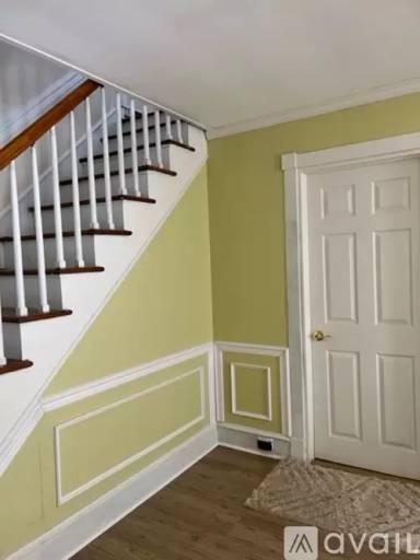 Main picture of 120 Dundee Ave