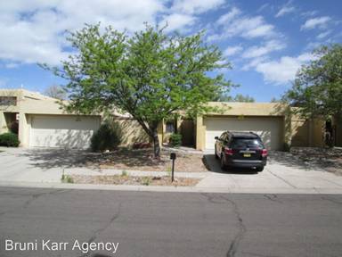 Main picture of 4909 Casa del Oso NE