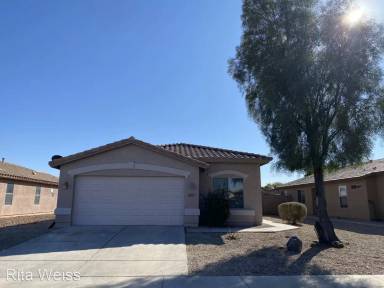 Main picture of 42291 W Desert Fairways Dr
