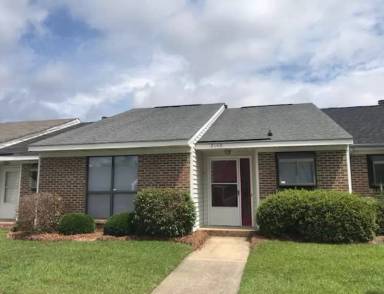 Main picture of 2140 Fox Run Dr