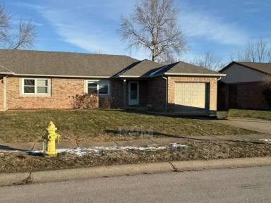 Main picture of 20 Sycamore St