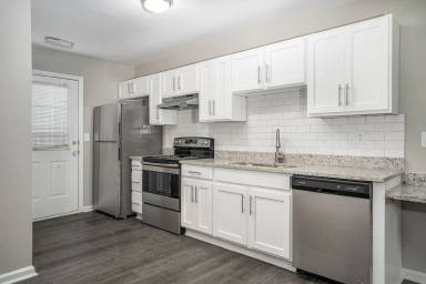 Main picture of 111 N Wheeless Dr