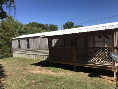 Main picture of 101 James Way