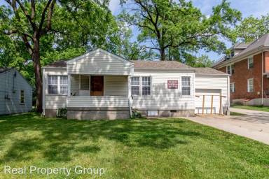 Main picture of 1315 Paris Rd