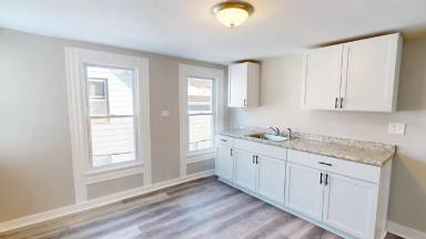 Main picture of 3607 Sackett Ave