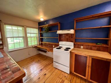 Main picture of 1324 Muscatine Ave