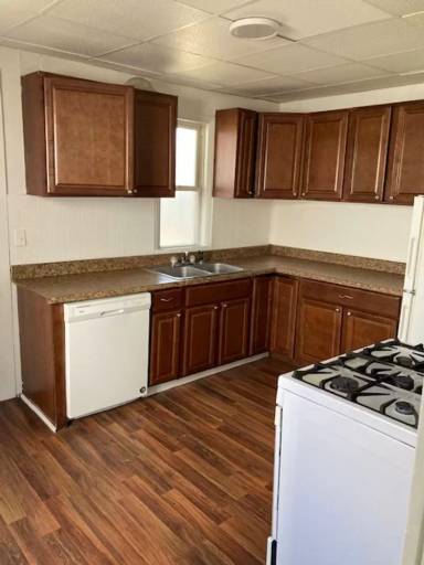 Main picture of 615 S Main St