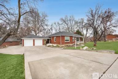 Main picture of 3272 S Orchard Dr