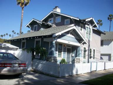 Main picture of 194 S Pine St