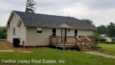 Main picture of 692 Whitaker Chapel Rd
