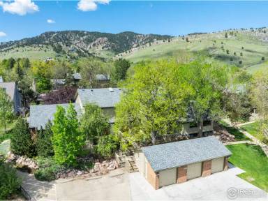 Main picture of 4017 Wonderland Hill Ave
