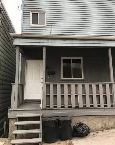 Main picture of 2661 S 18th St