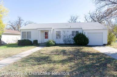 Main picture of 2221 W Avenue K