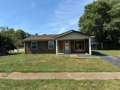 Main picture of 530 E Blue Jay Rd