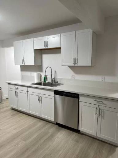 Main picture of 335 W Basic Rd