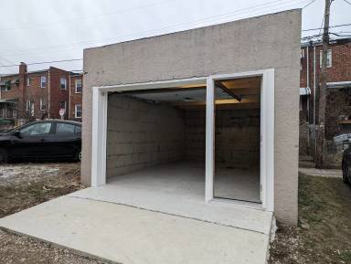 Main picture of 4336 Falls Rd