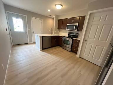 Main picture of 2950 King James Way