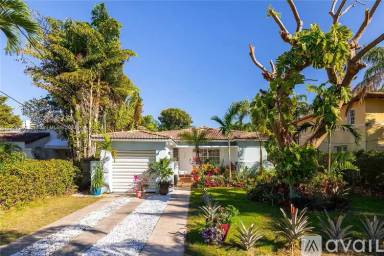 Main picture of 3755 Royal Palm Ave