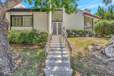 Main picture of 7526 Jerez Ct