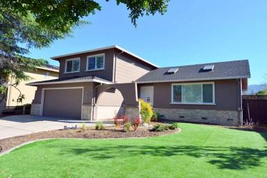 Main picture of 1402 Medallion Dr
