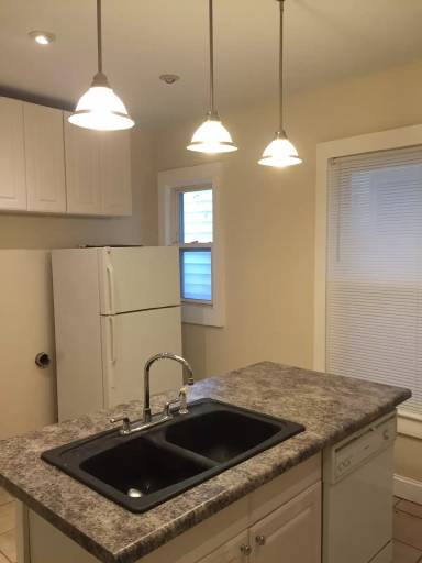 Main picture of 63 N Manning Blvd