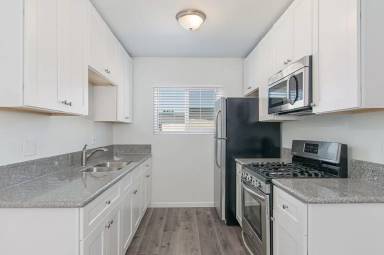 Main picture of 1336 Iris Ave