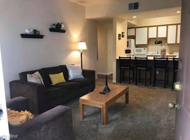 Main picture of 207 N Presa St