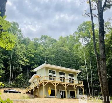 Main picture of 1399 Golf Course Rd